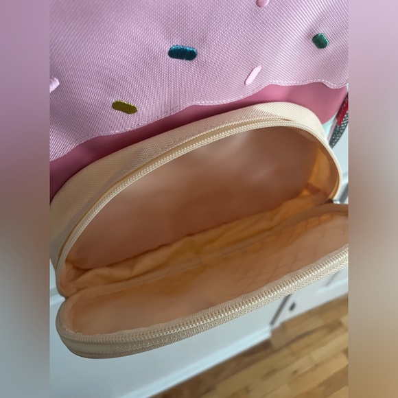Skip Hop toddler pink ice cream back pack - Picture 5 of 13
